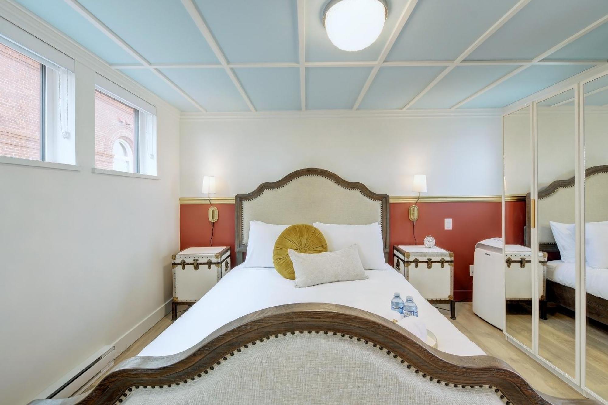 Victoria'S Parliamentary Suite With Private Rooftop Patio & Harbour View Exteriér fotografie