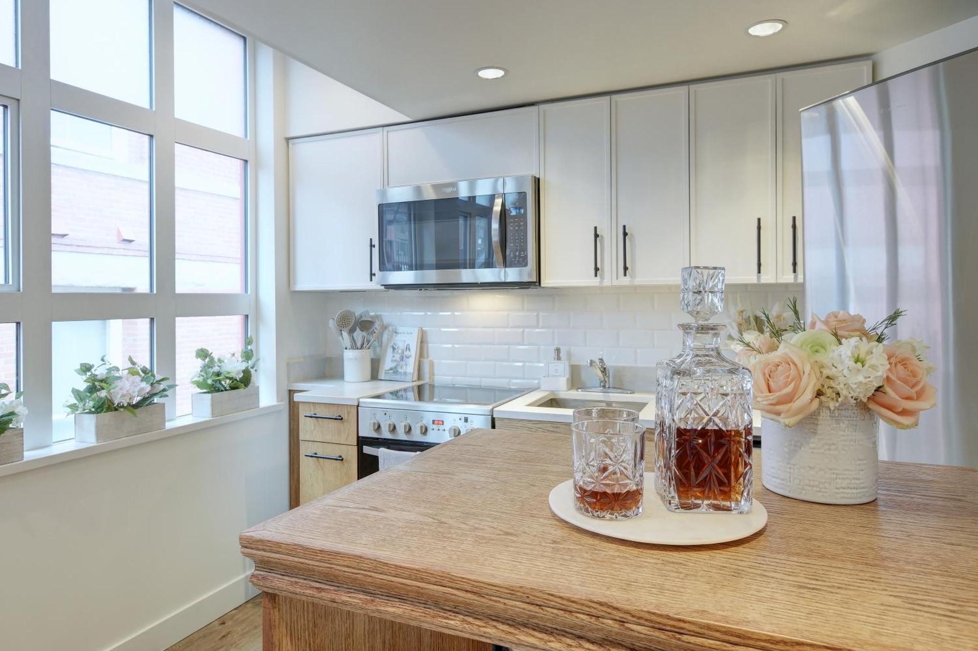 Victoria'S Parliamentary Suite With Private Rooftop Patio & Harbour View Exteriér fotografie