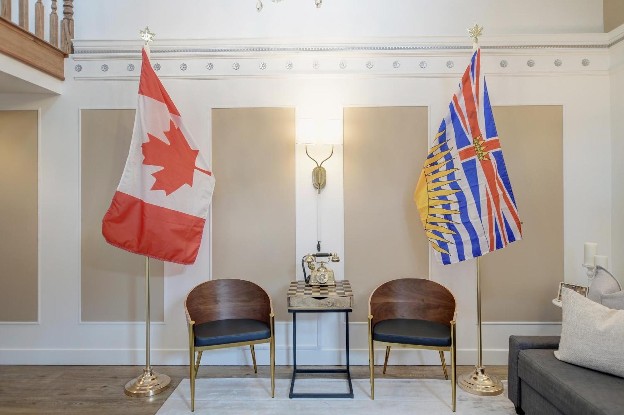 Victoria'S Parliamentary Suite With Private Rooftop Patio & Harbour View Exteriér fotografie