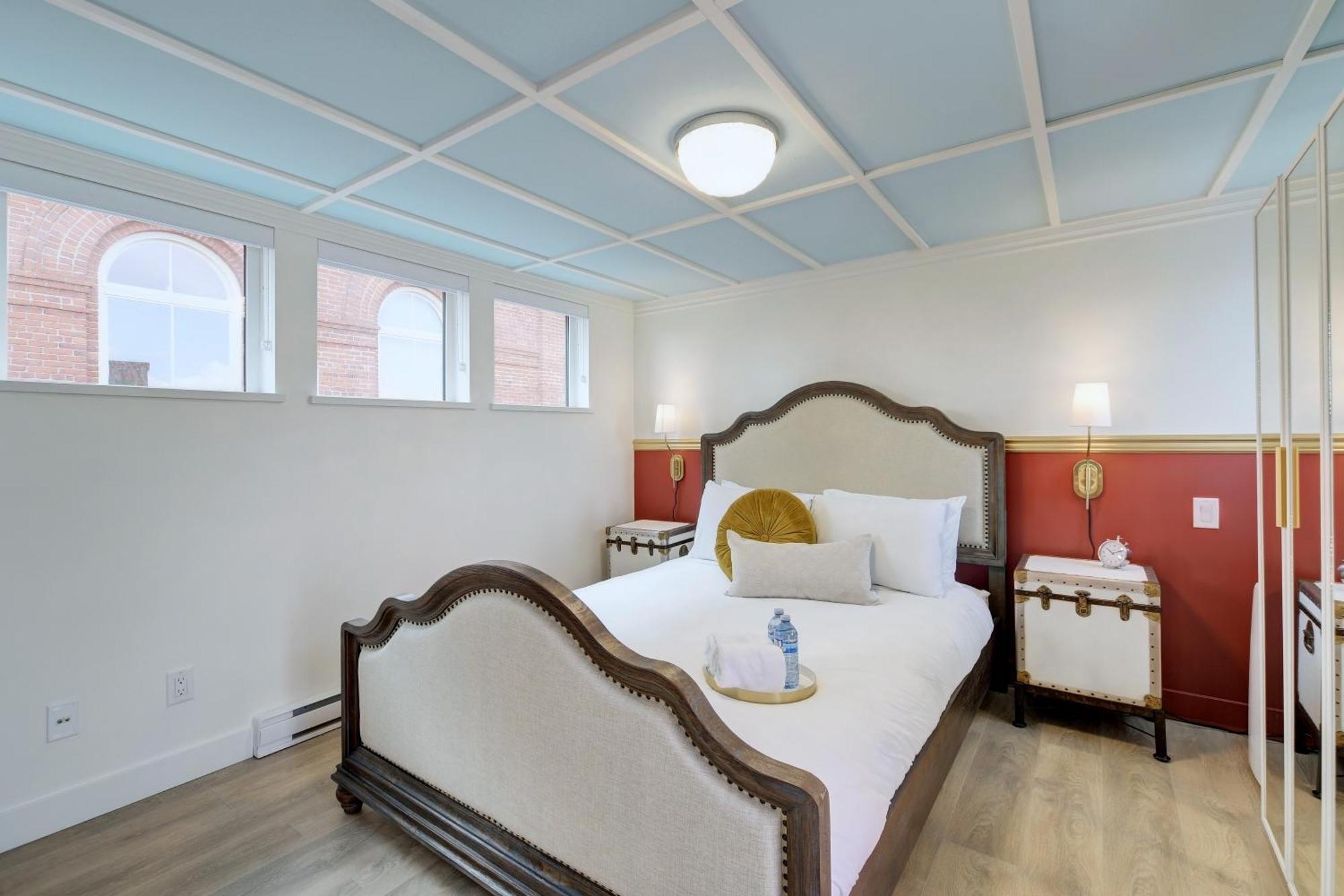 Victoria'S Parliamentary Suite With Private Rooftop Patio & Harbour View Exteriér fotografie